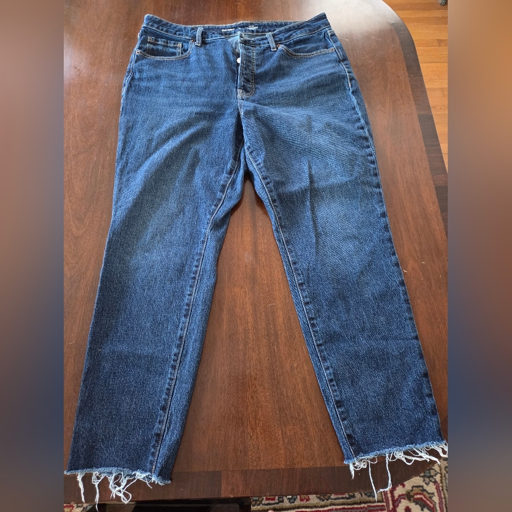 Old Navy Women's High Rise Jeans in Dark Blue